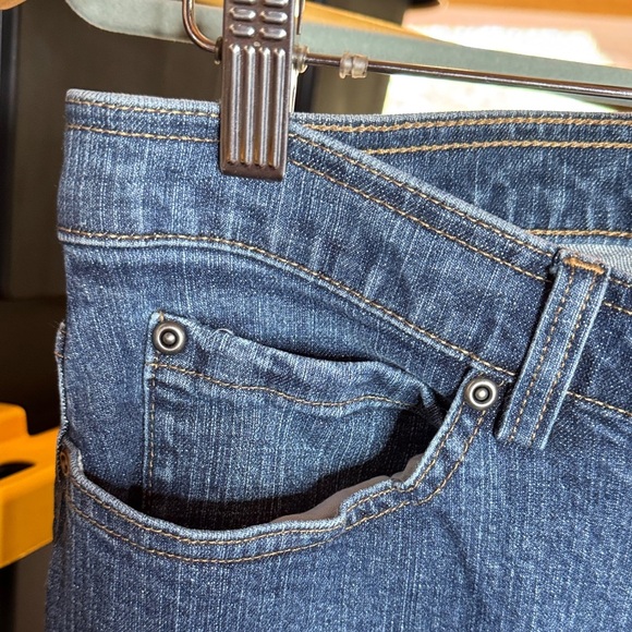 Duluth Trading Co Blue Straight Leg Jeans Size 10 x 33 - Picture 5 of 8